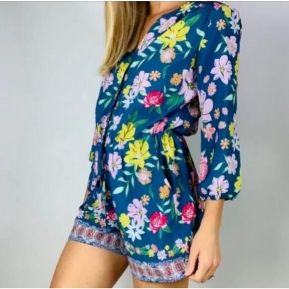 tabitha webb Pants - Anthropologie Tabitha webb blue pink floral casual romper 3/4 sleeveless size 2
